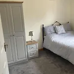 Mountain Retreat - Bright & Spacious 2 Bed With Large Garden Schull
