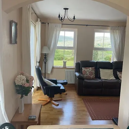 펜션 Mountain Retreat - Bright & Spacious 2 Bed With Large Garden 슐
